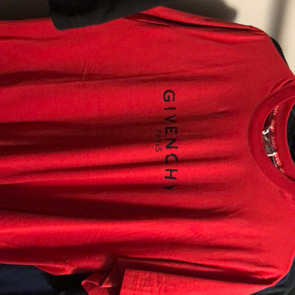 Givenchy tshirt